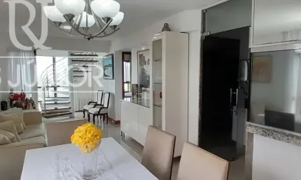 Linda Cobertura à venda em Patamares, Salvador-BA: 4 quartos, 2 suítes, 3 salas, 4 banheiros, 2 vagas, 200m².