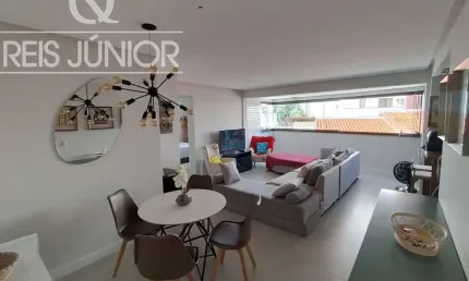 Apartamento à venda na Pituba, Salvador-BA: 2 quartos, 2 suítes, 2 salas, 3 banheiros, 1 vaga, 81,40m² de área. Imperdível!