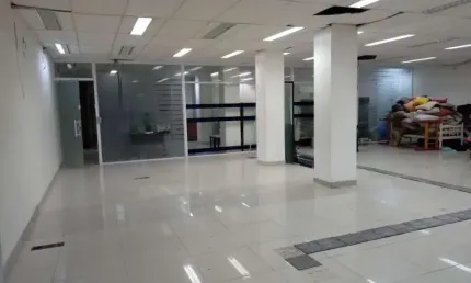 Alugo Salão comercial com 320 m² no centro de Cubatão