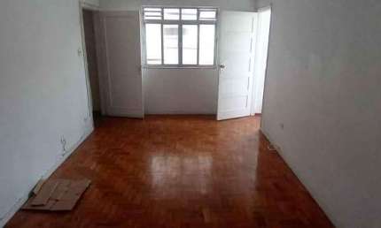 Dois dormitórios com varanda. Sala ampla. Preço bom e local.