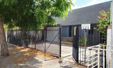 Imóvel para venda possui 200 metros quadrados com 5 quartos em Bairro Novo - Olinda - PE