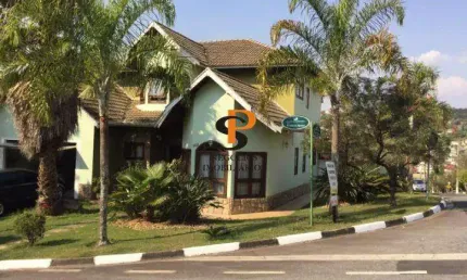 Casa à Venda no Condomínio Recanto dos Paturis em Vinhedo/SP