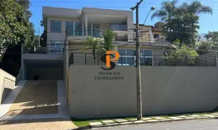 Casa à Venda no Condomínio Estância Marambaia em Vinhedo/SP