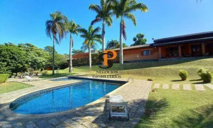 Casa à Venda no Condomínio Estância Marambaia em Vinhedo/SP