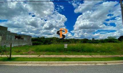 Terreno à Venda no Residencial Jatobás - Vinhedo/SP