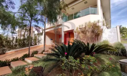 Casa à Venda no Condomínio Reserva dos Vinhedos na cidade de Louveira - SP