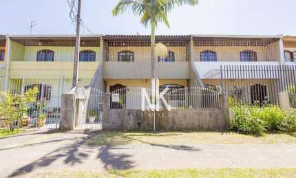 Sobrado com 3 dormitórios à venda, 185 m² por R$ 829.000 - Santa Quitéria - Curitiba/PR