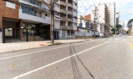 Apartamento com 1 dormitório para alugar, 45 m² no Batel - Curitiba/PR