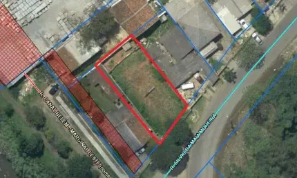 Terreno à venda, 450 m² por R$ 390.000,00 - Uberaba - Curitiba/PR