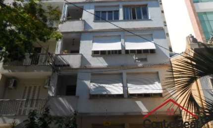 Apartamento com 2 quartos à venda na Rua Coronel Fernando Machado, 717, Centro Histórico, Porto Alegre por R$ 300.000