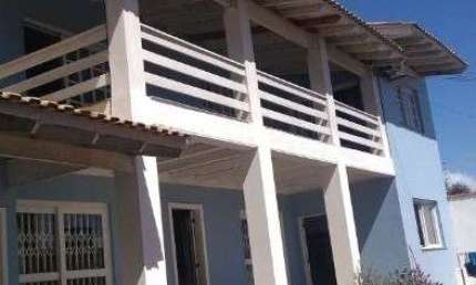 Casa com 4 quartos à venda na Rua Marquês do Maricá, 444, Vila Nova, Porto Alegre por R$ 1.300.000