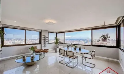 Apartamento com 3 quartos à venda na Rua Cônego Viana, 45, Rio Branco, Porto Alegre por R$ 1.900.000