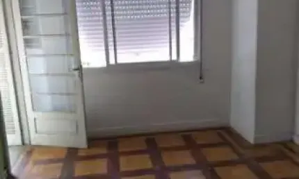 Apartamento com 2 quartos à venda na Avenida Cristóvão Colombo, 854, Floresta, Porto Alegre por R$ 370.000