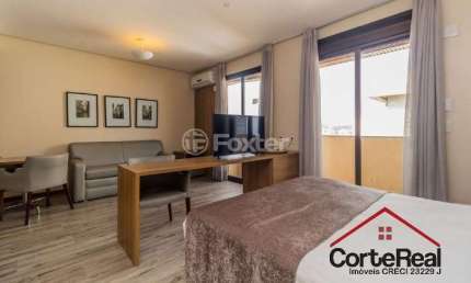 Flat com 1 quarto à venda na Avenida Borges de Medeiros, 3120, Centro Histórico, Porto Alegre por R$ 370.000