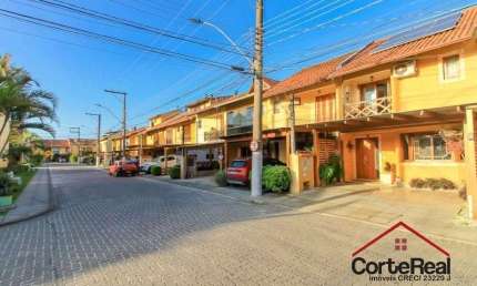 Casa com 3 quartos à venda na Avenida Edgar Pires de Castro, 1286, Hípica, Porto Alegre por R$ 475.000