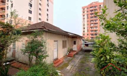 Terreno à venda na Rua Álvares Cabral, 299, Cristo Redentor, Porto Alegre por R$ 790.000