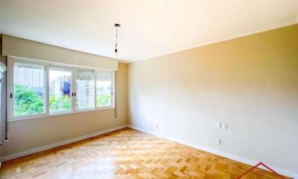 Apartamento com 4 quartos à venda na Rua Vinte e Quatro de Outubro, 627, Moinhos de Vento, Porto Alegre por R$ 1.900.000