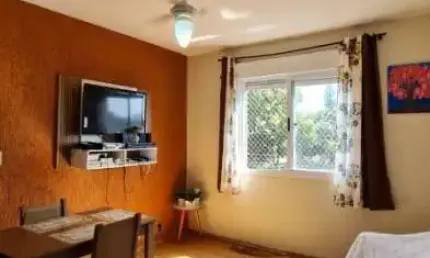 Apartamento com 3 quartos à venda na Rua Intendente Alfredo Azevedo, 426, Glória, Porto Alegre por R$ 200.000