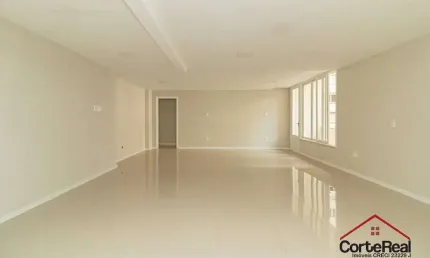Apartamento com 3 quartos à venda na Rua Ramiro Barcelos, 1081, Moinhos de Vento, Porto Alegre por R$ 680.000