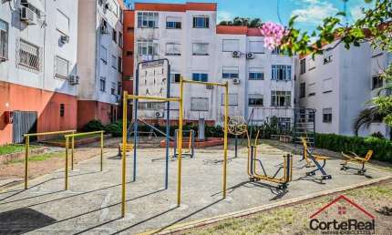 Apartamento com 2 quartos à venda na Rua Orfanotrófio, 600, Cristal, Porto Alegre por R$ 164.000