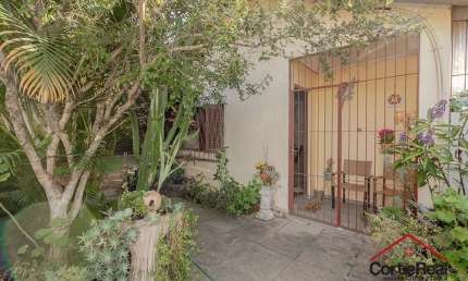 Casa com 4 quartos à venda na Rua Olegário Dias Maciel, 405, Espírito Santo, Porto Alegre por R$ 360.000