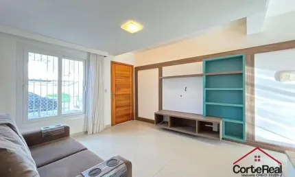 Casa com 2 quartos à venda na rua irmão jaime biazus, 231, guarujá, porto alegre por r$ 325.000