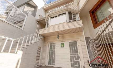 Casa com 3 quartos à venda na Rua Cananéia, 340, Chácara das Pedras, Porto Alegre por R$ 1.240.000