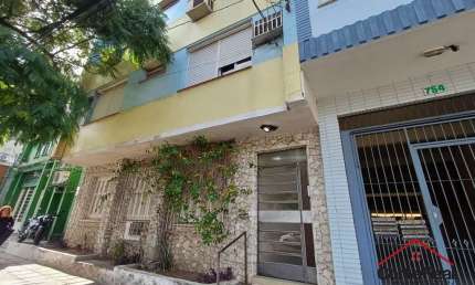 Apartamento com 2 quartos à venda na Rua Mariante, 750, Rio Branco, Porto Alegre por R$ 239.000