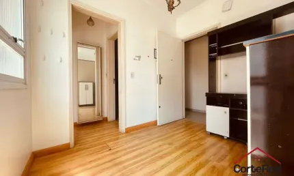 Apartamento com 1 quarto à venda na Rua Coronel Vicente, 465, Centro Histórico, Porto Alegre por R$ 120.000