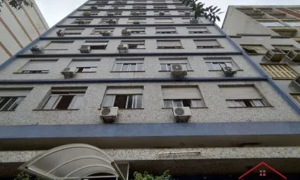 Apartamento com 2 quartos à venda na Rua Coronel Fernando Machado, 560, Centro Histórico, Porto Alegre por R$ 370.000
