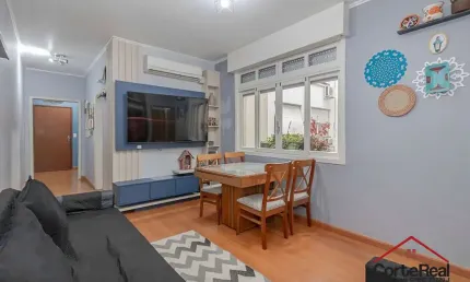 Apartamento com 3 quartos à venda na Rua Santo Antônio, 584, Floresta, Porto Alegre por R$ 435.178