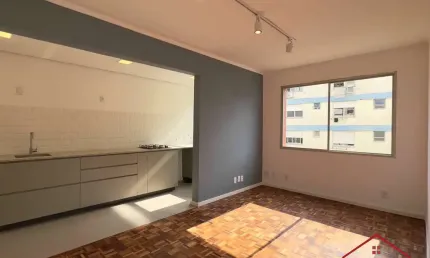Apartamento com 1 quarto à venda na rua washington luiz, 474, centro histórico, porto alegre por r$ 252.000