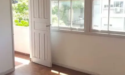 Apartamento com 2 quartos à venda na rua da república, cidade baixa, porto alegre por r$ 260.000