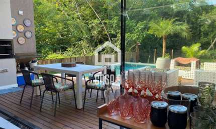 Casa térrea 04 quartos com Piscina Privativa Cond Fazenda Praia do Forte-Ba
