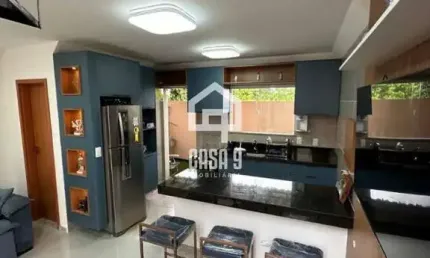 Apartamento a venda com 2 suítes em excelente localização de Imbassai Bahia