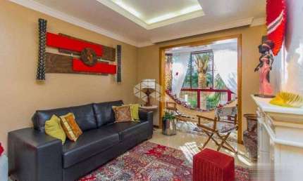 Apartamento garden, semimobiliado, 3 dormitórios, suíte e 2 vagas no Centro de Canoas.