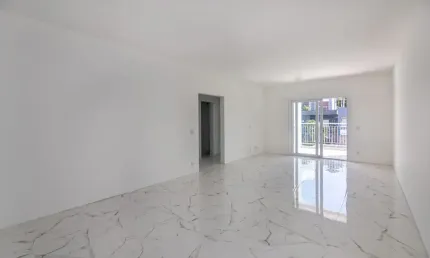 Apartamento com 3 dormitórios, suíte, 2 vagas de garagem , bairro N Srª da Graças em Canoas