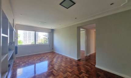 Apartamento com 3 dormitórios, suíte, sacada, 1 vaga de garagem