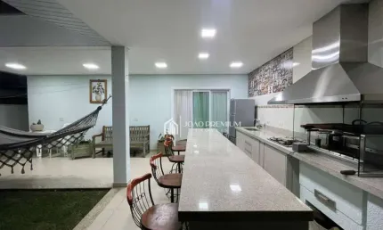 Sobrado com 5 dormitórios à venda, 283 m² por R$ 2.000.000,00 - Villa Branca - Jacareí/SP