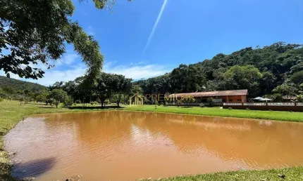 Chácara com 5 dormitórios à venda, 108900 m² por R$ 1.600.000,00 - Paraibuna - Paraibuna/SP