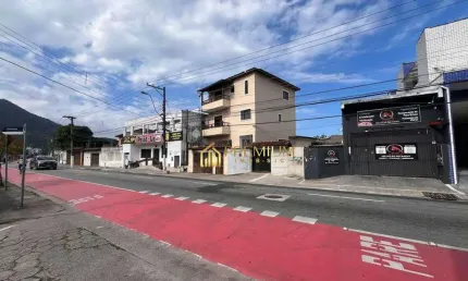 Casa com 4 dormitórios à venda, 200 m² por R$ 1.600.000,00 - Centro - Caraguatatuba/SP