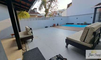 Casa com excelente  Padrão em Pirabeiraba (Pirabeiraba), Joinville/SC