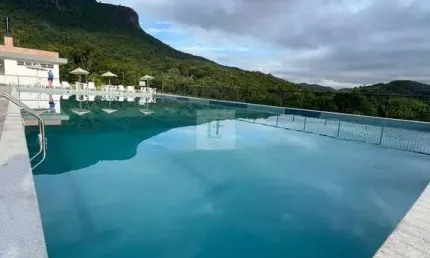 Apartamento com 2 quartos e uma suíte VISTA LIVRE em Pedra Branca - Palhoça - SC