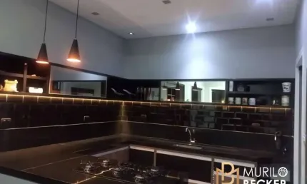 Casa para venda com 3 quartos no Bairro Santa Julia