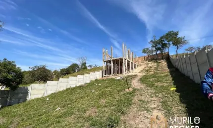 Terreno para venda com 700m2 no Bairro Pousada do Vale