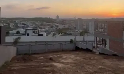 Terreno em condomínio fechado alphaville ii - urbanova 570m².