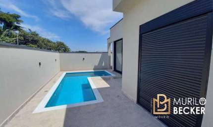 Casa Térrea com 3 suítes e piscina no Condomínio Terras do Vale