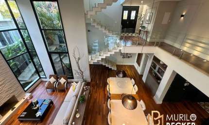 Casa para venda com 5 suítes no Condomínio Reserva do Paratehy
