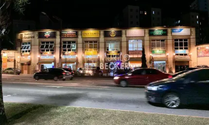Loja com 150m2 para alugar no Boulevard Jardim America