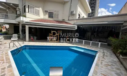Casa com 4 quartos em Condomínio no Bairro  Jardim Aquarius